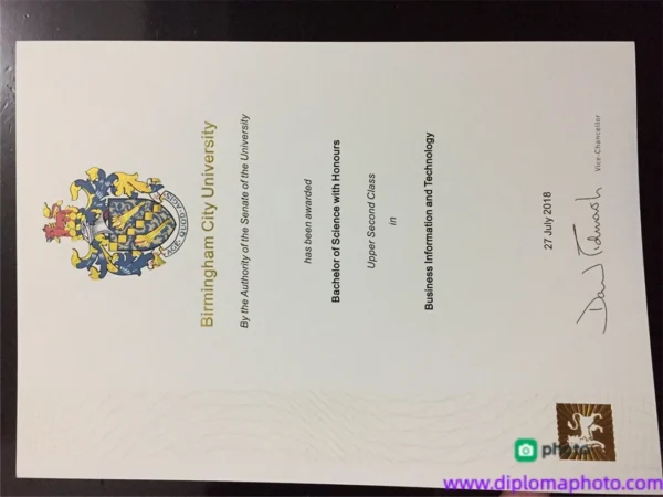 英国伯明翰城市大学毕业证书Birmingham City University照片