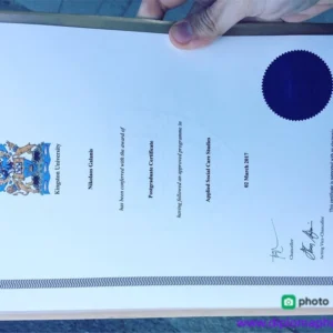 英国金斯顿大学毕业证书Kingston University照片