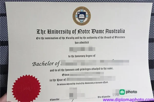 澳洲圣母大学毕业证书The University of Notre Dame Australia照片