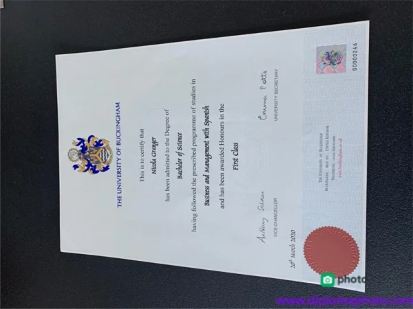 英国白金汉大学毕业证书University of Buckingham照片