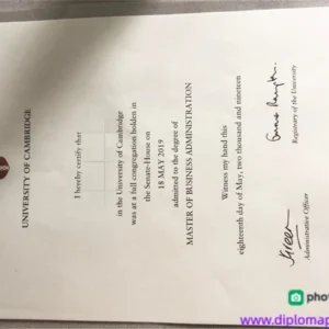 英国剑桥大学毕业证书University of Cambridge照片