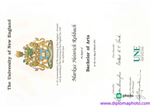 澳洲新英格兰大学毕业证书University of New England照片
