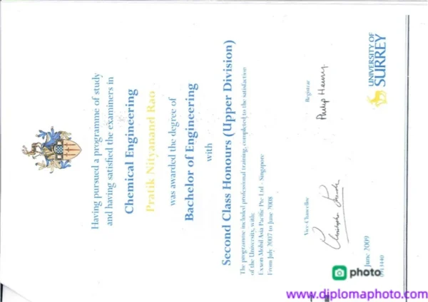 英国萨里大学毕业证书University of Surrey照片