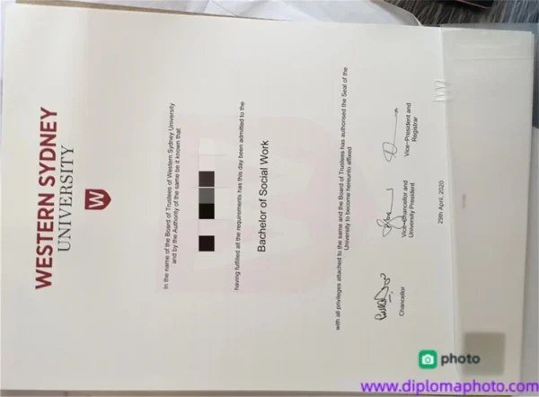澳洲西悉尼大学毕业证书University of Western Sydney照片